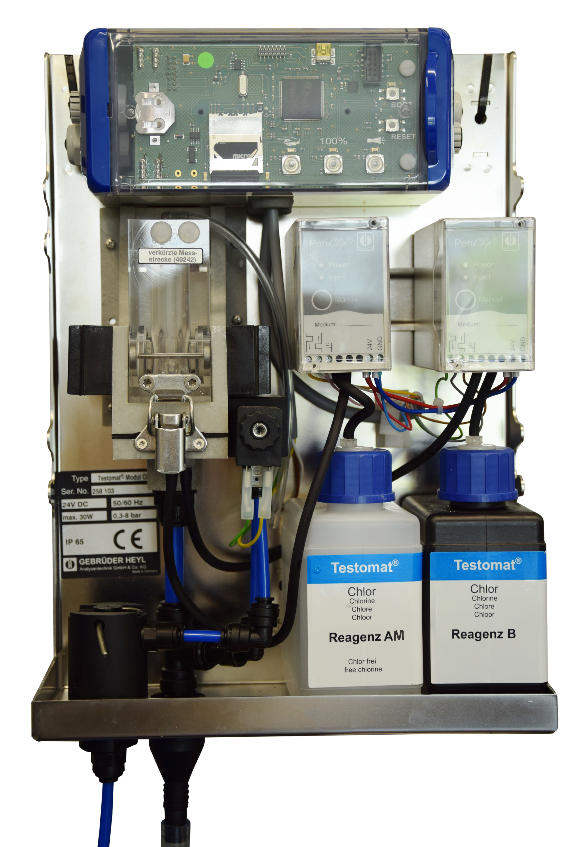 Testomat LAB Monochloramine NH2CL, front view with reagent containers and connections